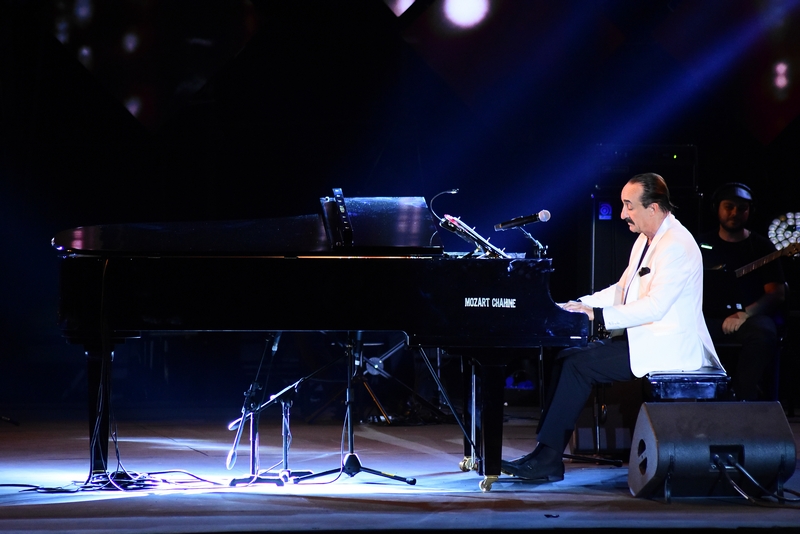 Michel Fadel Meets the GIPSY KINGS 